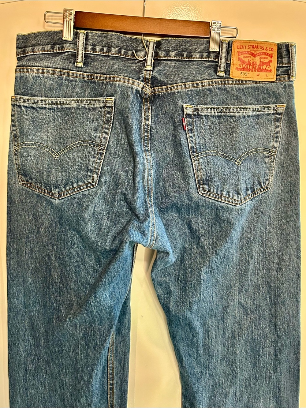 Levi's 505 Jeans Men's Size 38 x 36